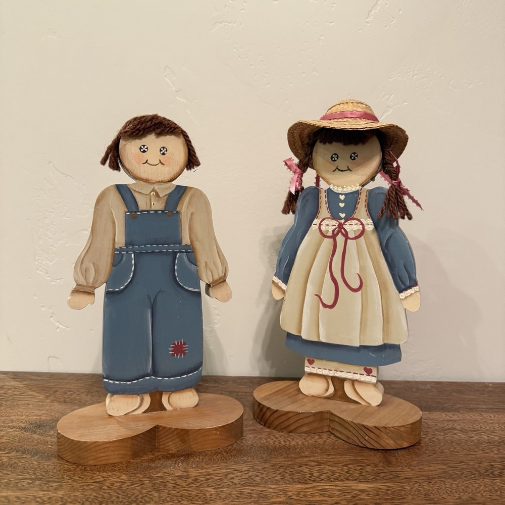 Vintage Handmade Wood Farmer‎ Wife Painted Wood Folk Art Heart Bottom Farmhouse